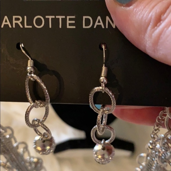 New without tags Charlotte Daniel Necklace set - Picture 3 of 5